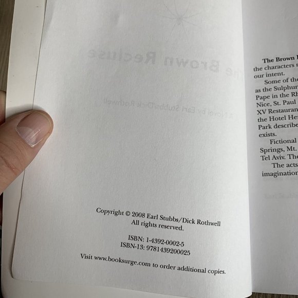 The Brown Recluse By Earl Stubbs & Dick Rothwell 2008 PB Signed By Earl Stubbs - Picture 8 of 10